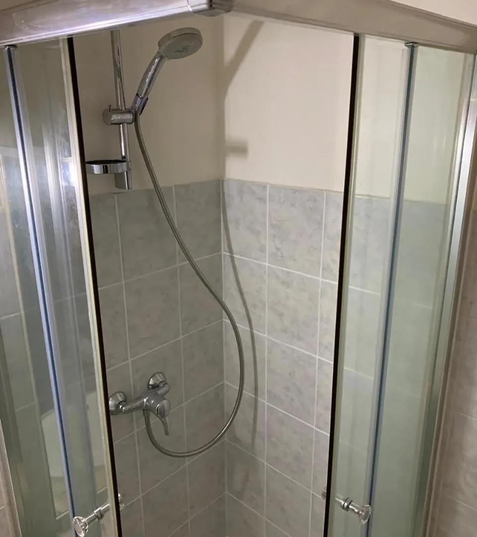 Lagoon Studio سكولكر 0*,